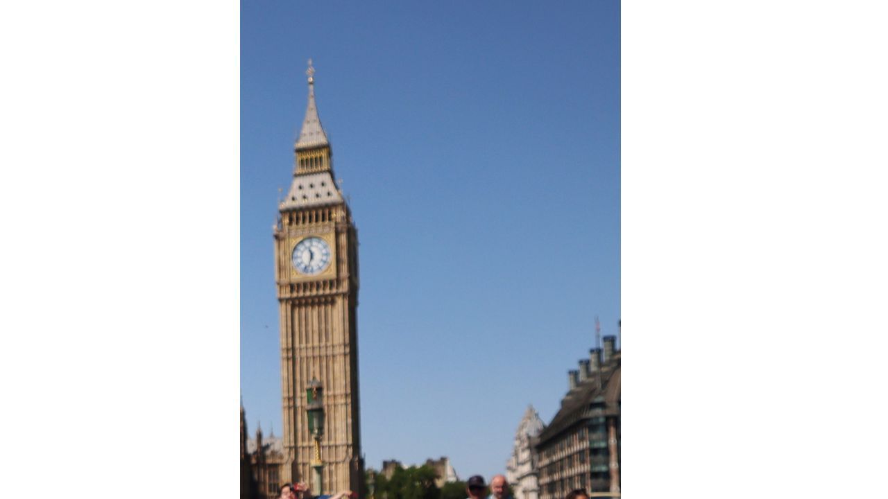 Mulher E Presa Apos Esfaquear Quatro Pessoas Em Londres