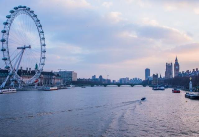 Big Ben, London Eye e um lugar secreto para a foto perfeita em Londres Big Ben, London Eye e um lugar secreto para a foto perfeita em Londres