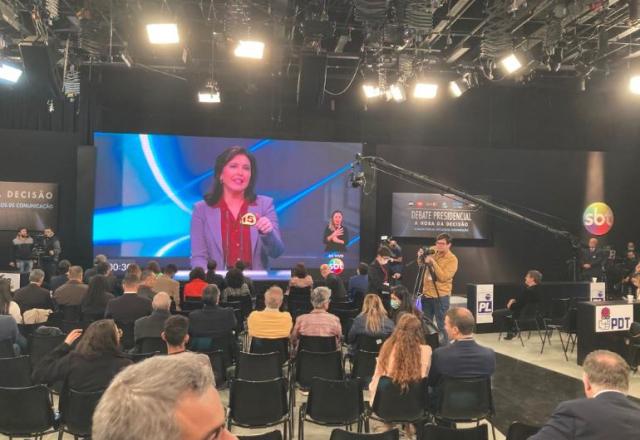 Lounge do debate no SBT