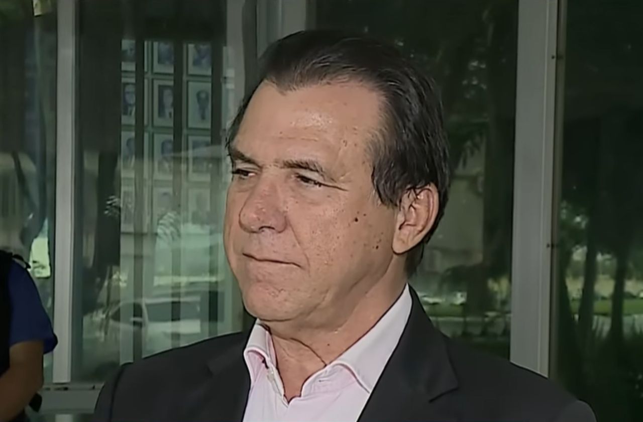 Direita está aceitando discutir fim da escala 6x1, diz Ministro do Trabalho 