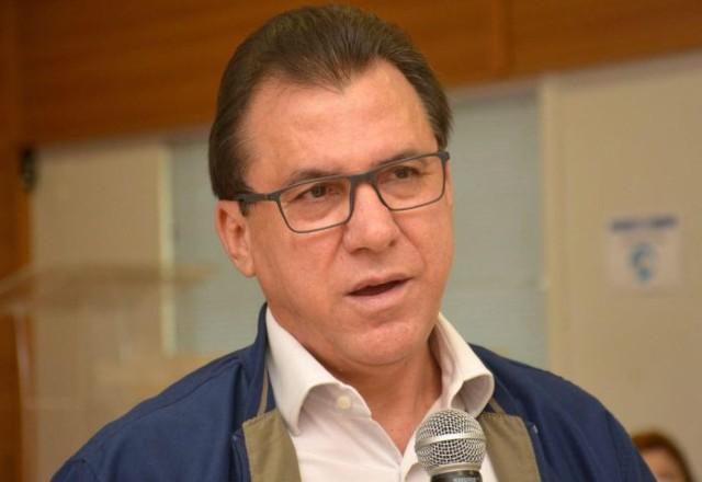 Governo suspende decisões em processos de requerimento de registro sindical Governo suspende decisões em processos de requerimento de registro sindical