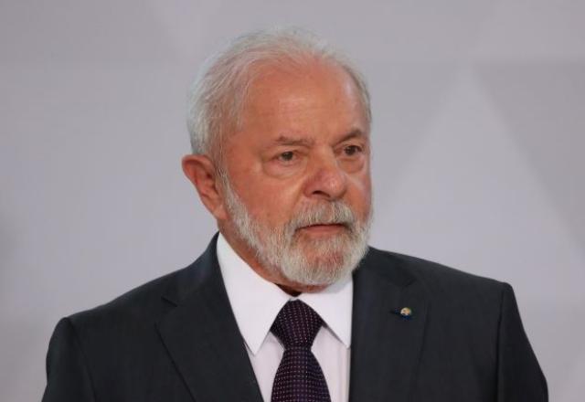 Sem base no Congresso e com projetos relançados, Lula chega aos 100 dias Sem base no Congresso e com projetos relançados, Lula chega aos 100 dias