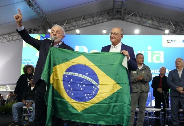 Lula, Alckmin e ministros em evento do governo realizado em Osasco (SP) | Divulgação/Cadu Gomes/VPR