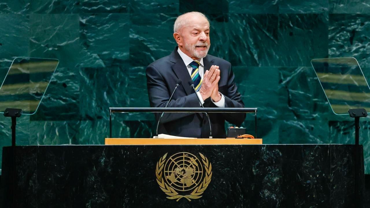 Imagem da notícia: Lula: Brasil não vai ceder a pressões para privatizar o Pix Imagem da notícia: Lula: Brasil não vai ceder a pressões para privatizar o Pix