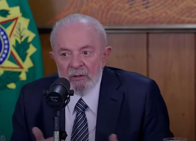 Lula concede entrevista a jornalistas | Reprodução YouTube .jpg