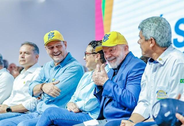 Lula diz que quem desmatar vai sofrer penas da lei