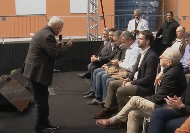 Lula e Leite trocam farpas durante evento do governo federal em Porto Alegre
