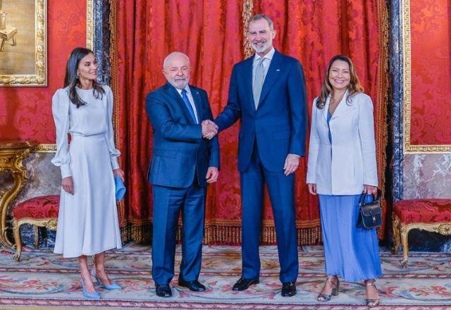 Lula e Janja foram recebidos pelo rei da Espanha Filipe VI e a rainha Letizia
