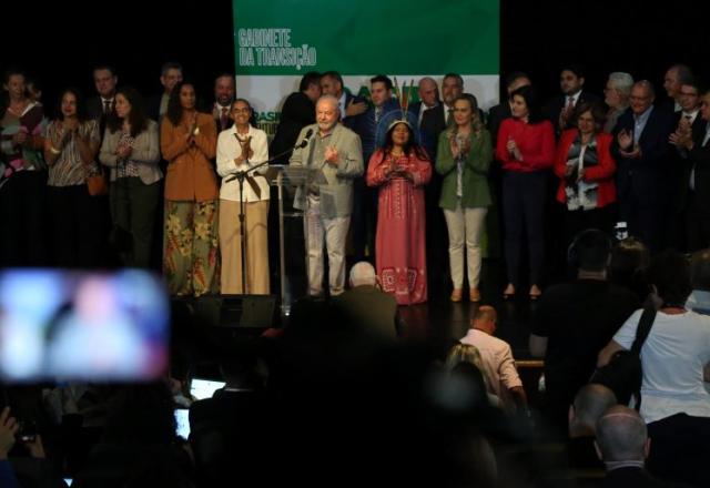 Lula e ministras