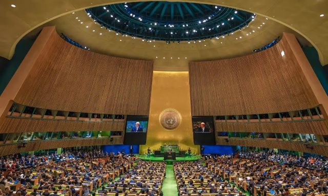 Após críticas à ONU, crise climática e urgência no combate à fome devem ser destaques da participação de Lula