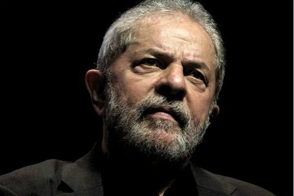 Lula ficará preso na Superintendência da PF no Paraná Lula ficará preso na Superintendência da PF no Paraná