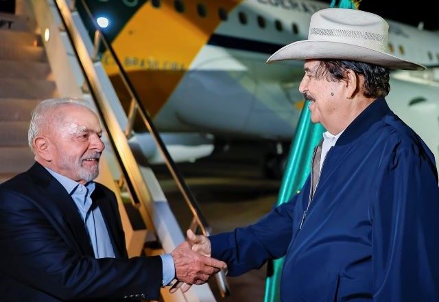 Lula na chegada a Honduras para participar da Celac | Divulgação/Ricardo Stuckert/PR