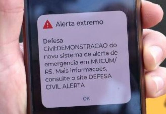 Defesa Civil do RS testa alerta sonoro por celular para casos de desastres