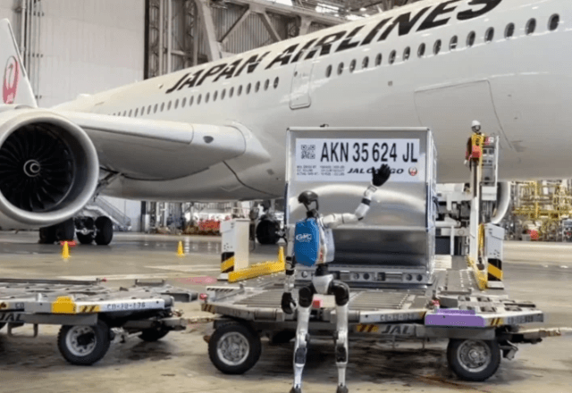 Robôs humanoides: testes para manuseio de bagagens iniciam em Haneda, Tóquio | Reprodução