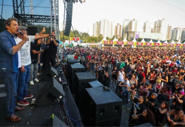 "Cidadão mais prejudicado pela pauta da extrema direita é o trabalhador", afirma Haddad