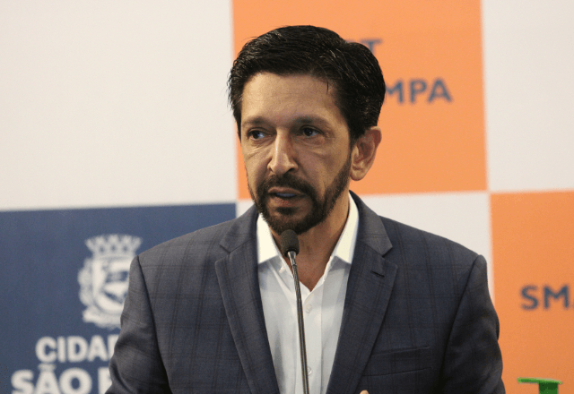 Prefeito de São Paulo, Ricardo Nunes, fala sobre o contrato da prefeitura com o projeto Smart Sampa em coletiva de imprensa | Foto: Rovena Rosa/Agência Brasil - 07.08.2023