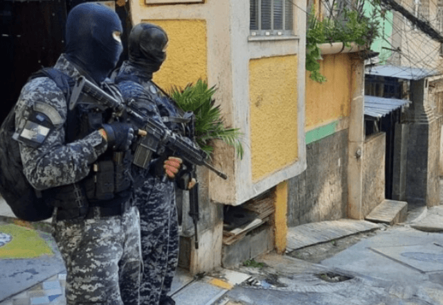 Polícia em ação em comunidade do Rio | Reprodução