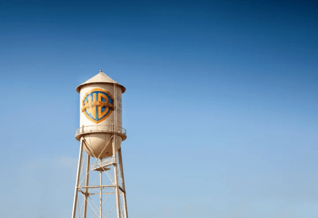 Entenda os próximos passos para a fusão entre Warner e Paramount | Jacek_Sopotnicki/Getty Images