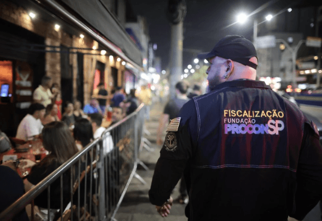 Fiscais miram bares, festas universitárias e adegas contra bebida com metanol | Pablo Jacob/Governo de São Paulo