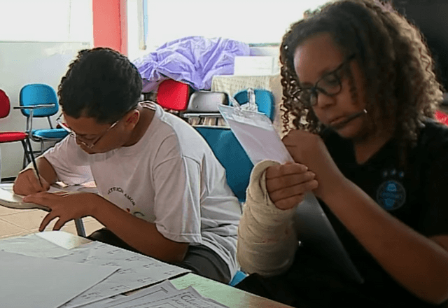 Crianças na escola | Reprodução/SBT News