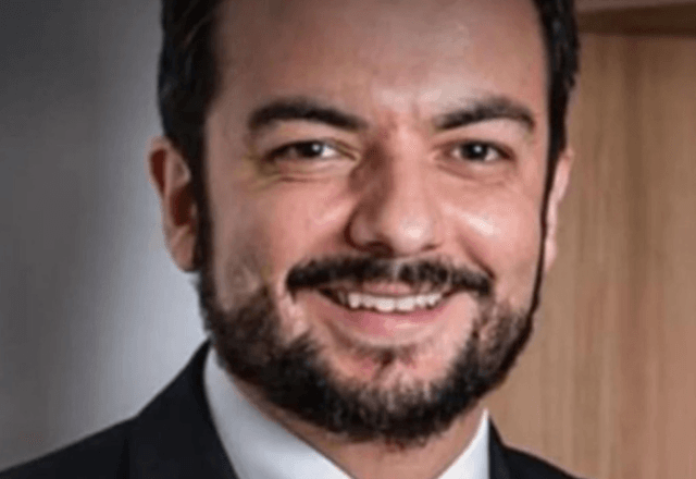 Advogado Marcelo Mendonça, de 43 anos, morreu depois de ser esfaqueado por um cliente em Viçosa (MG) | Reprodução/redes sociais