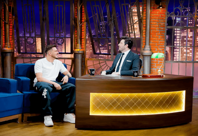 Jon Vlogs conta histórias de lives no The Noite | Lourival Ribeiro/SBT