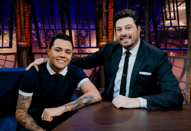 Felipe Araújo e Gentili no The Noite | Lourival Ribeiro/SBT