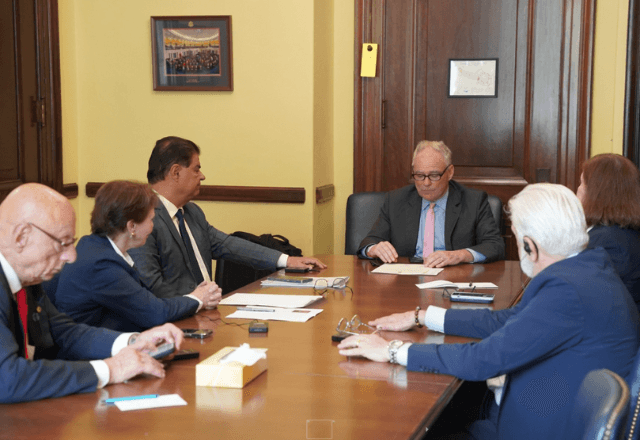 Missão do Senado durante reunião em Washington | Divulgação