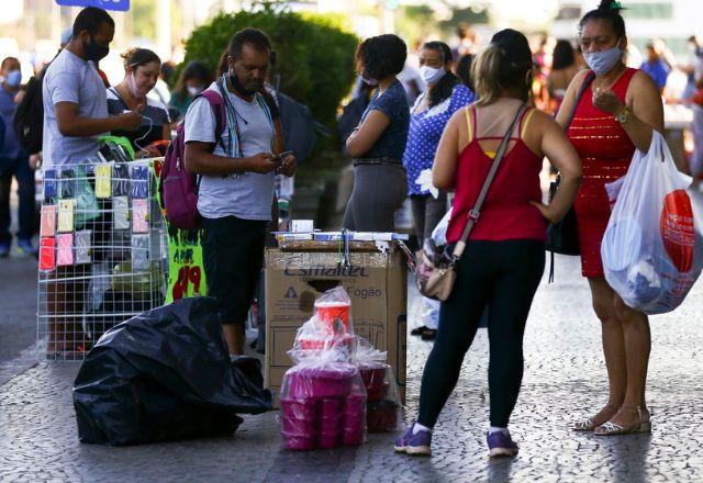 Maioria dos consumidores apresentou perspectiva positiva para o mercado de trabalho no próximo trimestre | Agência Brasil