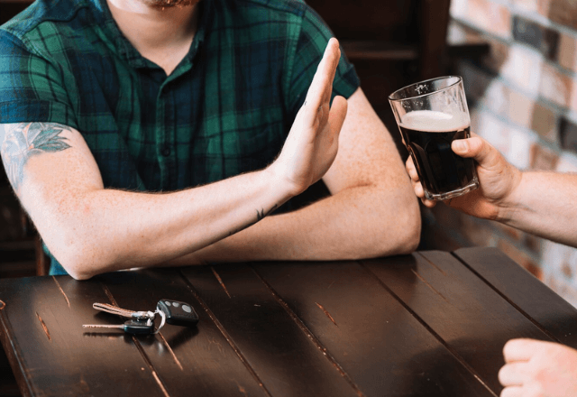 Mais pessoas estão dizendo "não" ao álcool | Freepik