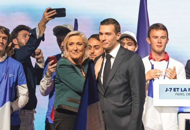 Líder do partido de extrema-direita, Marine Le Pen, e Jordan Bardella | Reprodução/Twitter