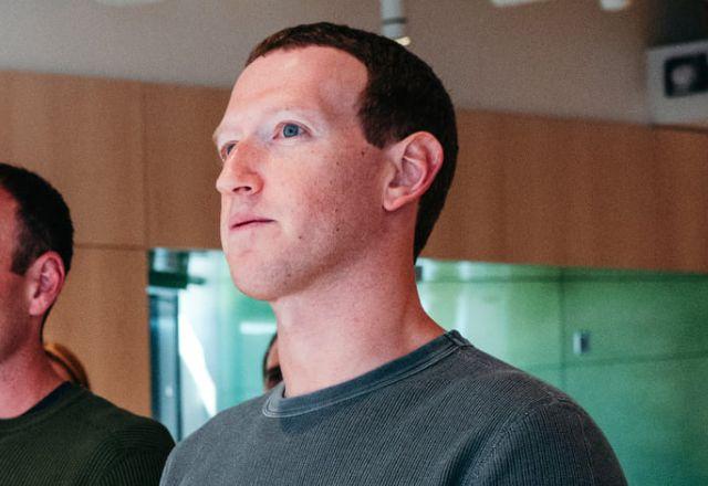 Mark Zuckerberg afirma que após as grandes rodadas de cortes promovidas na Meta o ambiente de trabalho ficará 'mais estável' | Reprodução/Facebook/Mark Zuckerberg