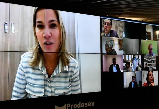 Mayra Pinheiro em audiência virtual no senado