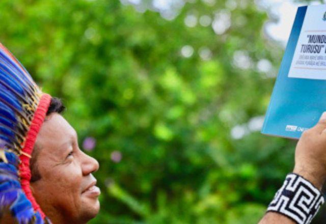 Estado do Amazonas inclui dialetos indígenas e passa a ter 17 línguas oficiais Estado do Amazonas inclui dialetos indígenas e passa a ter 17 línguas oficiais