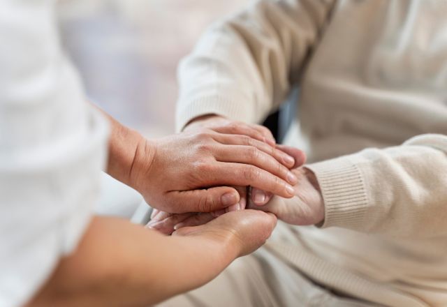 Medida pretende ampliar oferta de cuidados paliativos pelo SUS | Freepik