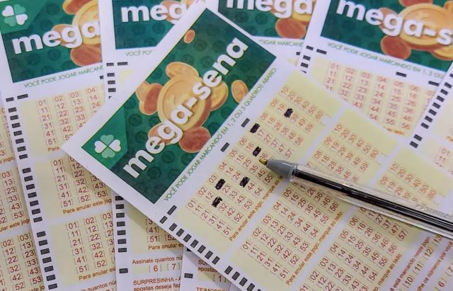 O próximo sorteio da Mega-Sena acontece no sábado (8) | Rafa Neddermeyer/Agência Brasil
