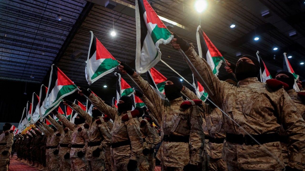 Imagem da notícia: Israel diz que atingiu infraestrutura do Hezbollah no Líbano