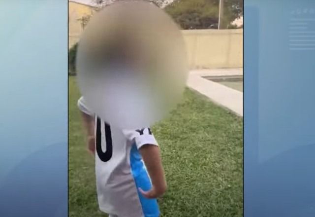 Menino é filmado praticando ato de racismo contra Vinícius Júnior | Reprodução