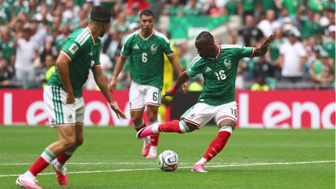 México vence Equador por 2 a 0; siga em tempo real México vence Equador por 2 a 0; siga em tempo real