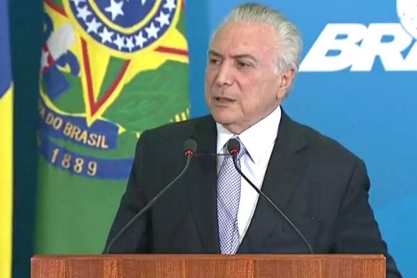 Michel Temer adia discussão sobre mudanças na ´regra do ouro´