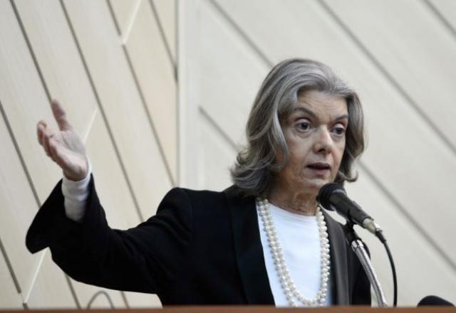 Ministra do STF Cármen Lúcia