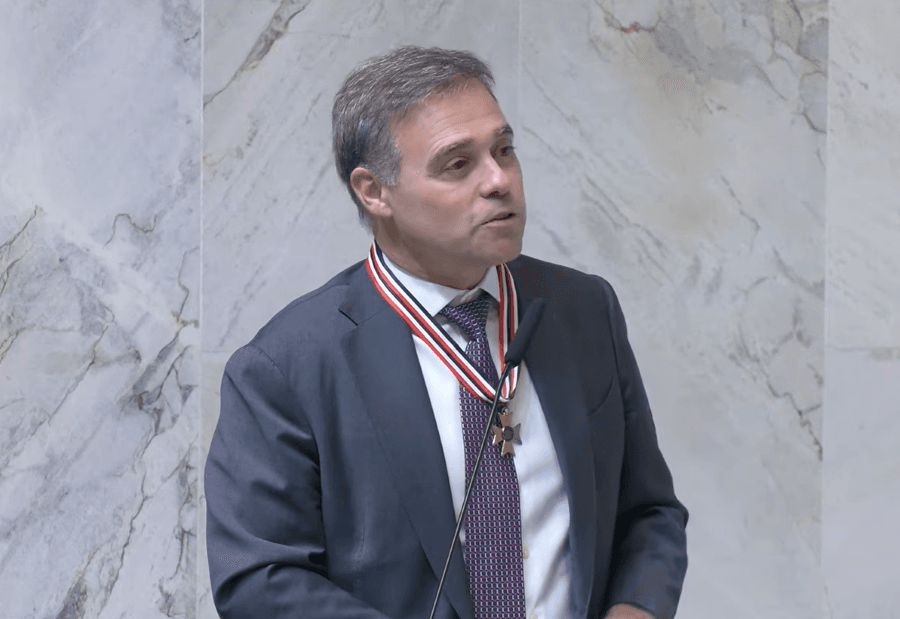 Ministro André Mendonça, do Supremo Tribunal Federal (STF), faz discurso após receber homenagem da Alesp | Reprodução/YouTube