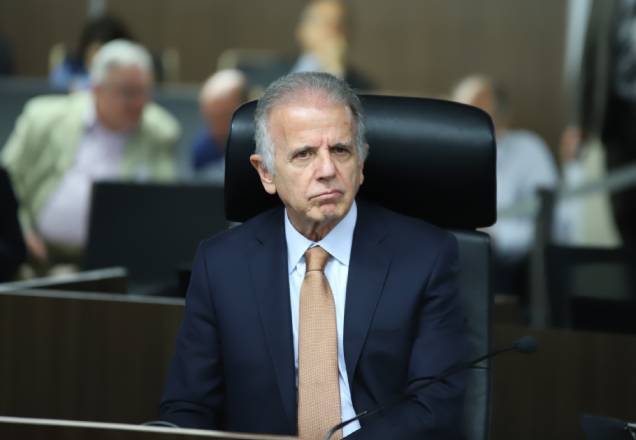 Ministro José Mucio Monteiro durante sessão do TCU
