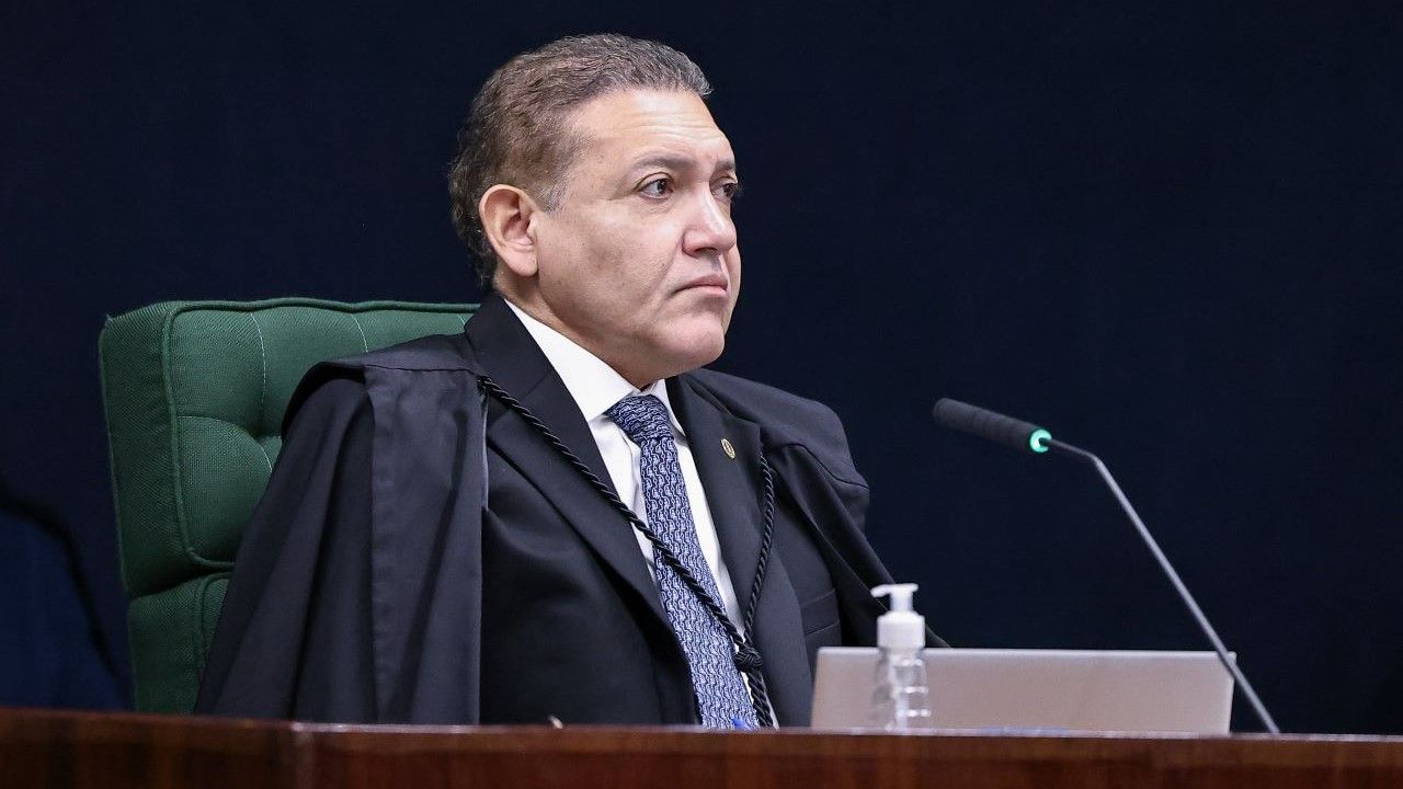 TSE julga hoje decisão de Marques que suspendeu pesquisa TSE julga hoje decisão de Marques que suspendeu pesquisa