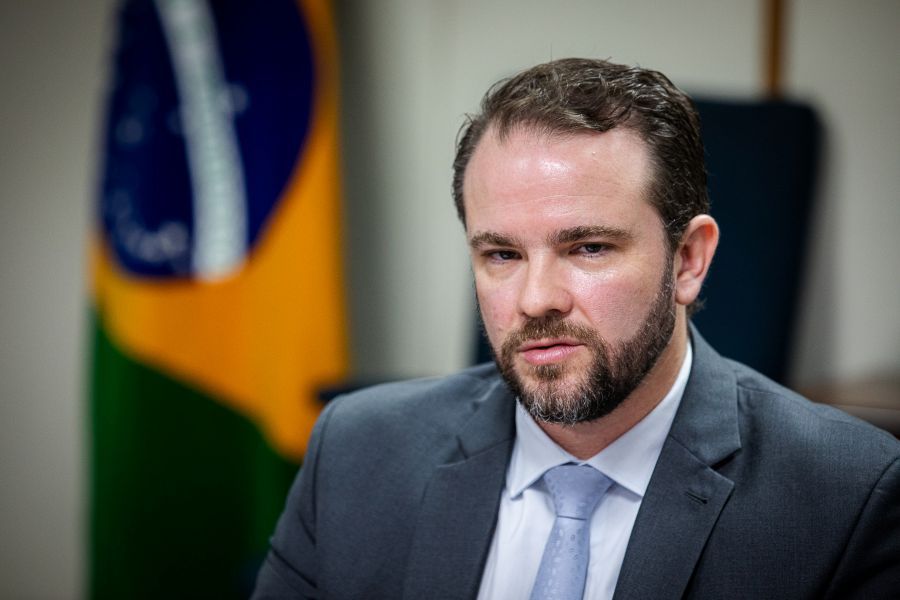 Renegociação das dívidas focará em famílias, informais e pequenas empresas, diz Durigan - SBT News