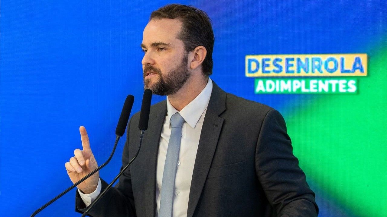 Durigan: governo terá mais medidas contra anúncios de bets