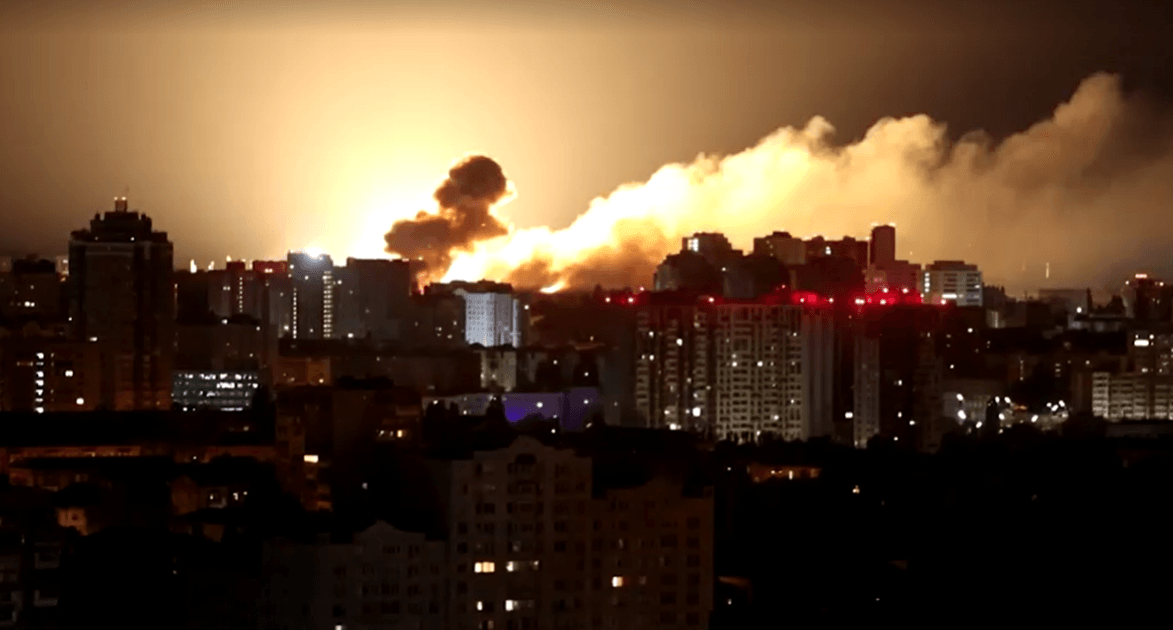 Imagem da notícia: Rússia faz um dos maiores ataques com mísseis contra Kiev Imagem da notícia: Rússia faz um dos maiores ataques com mísseis contra Kiev