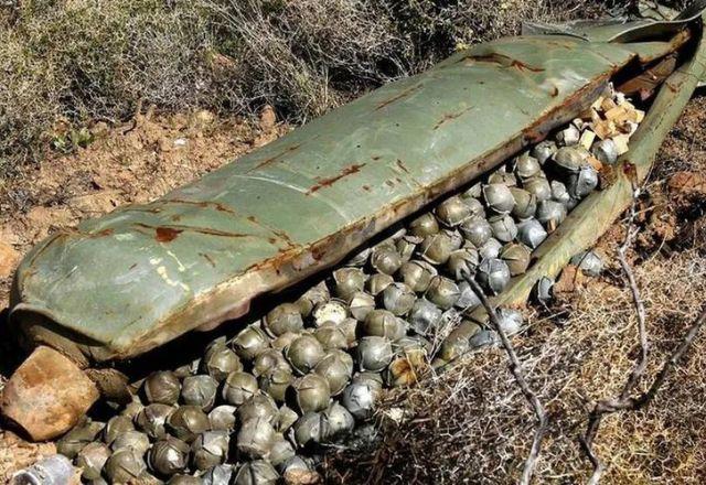 Modelo de bomba de fragmentação | Reprodução