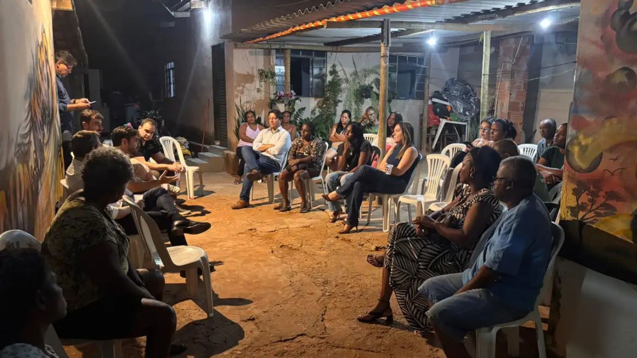 Reunião de famílias Quilombolas | Reprodução: Agência Brasil/ Carlos Roberto 