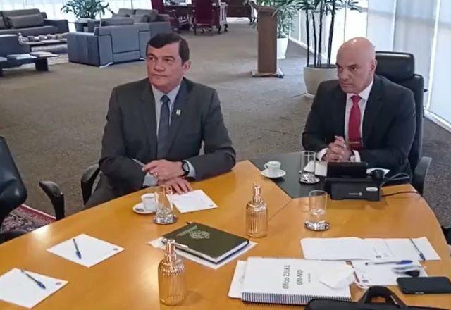 Moraes e ministro da Defesa